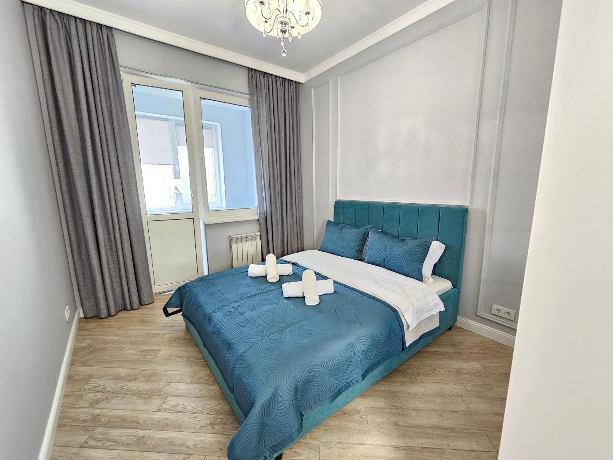 3 Room Gagarin Park Residential Complex Near Mega Shopping Mall Алматы Экстерьер фото